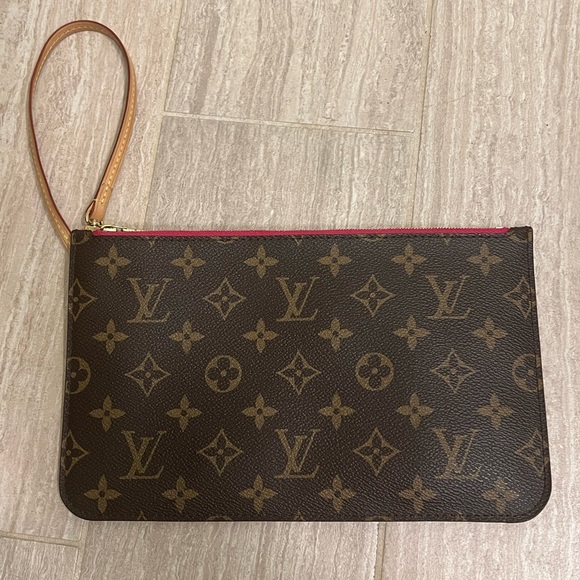 Louis Vuitton Handbags - AUTHENTIC Louis Vuitton Neverfull MM Pouch
